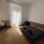 Casa Borg 아파트